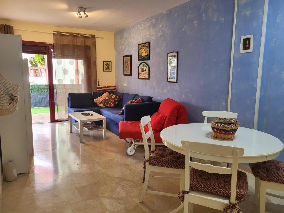 Oasis Palm Mar By Helloapartments מראה חיצוני תמונה
