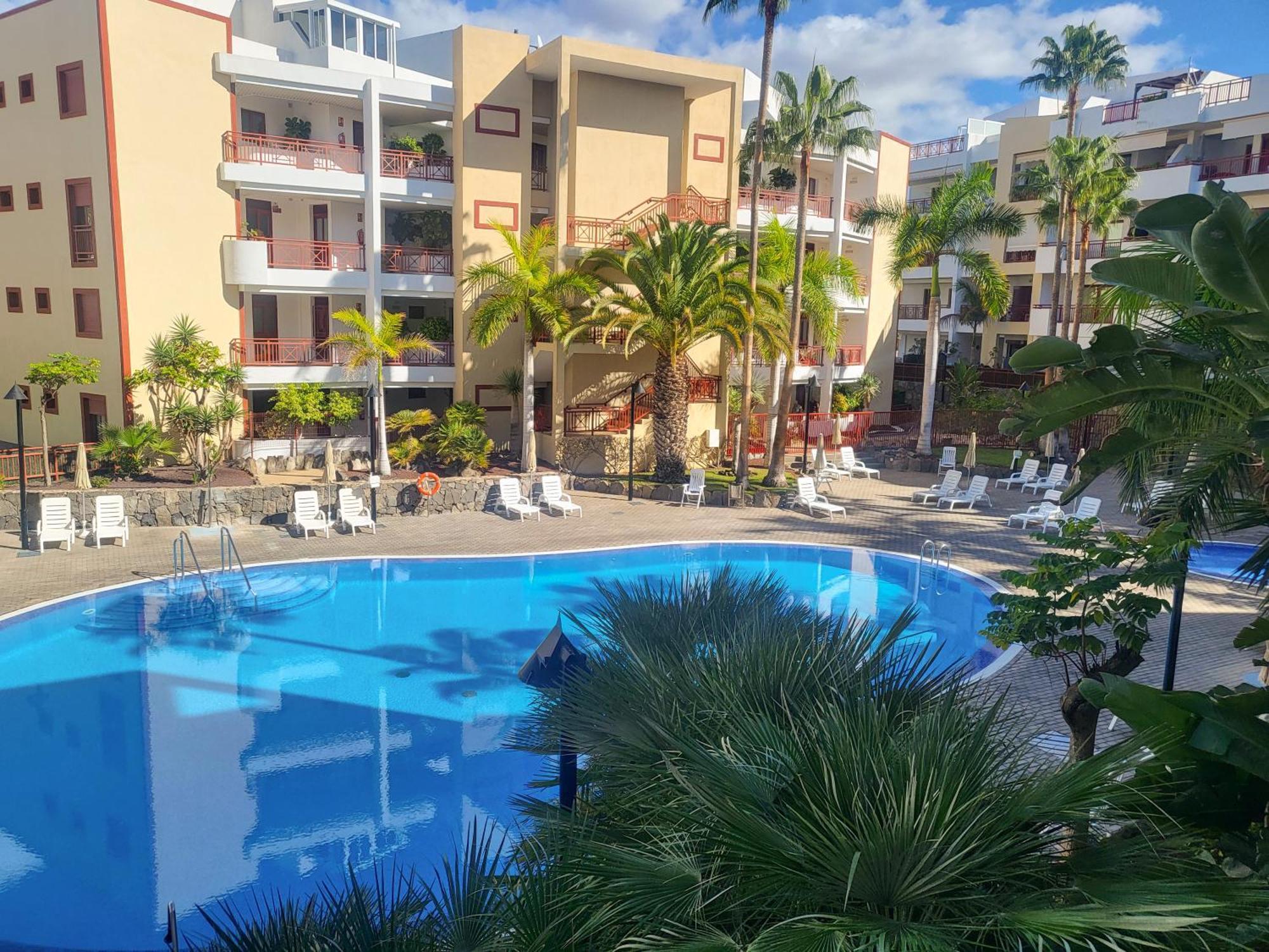 Oasis Palm Mar By Helloapartments מראה חיצוני תמונה